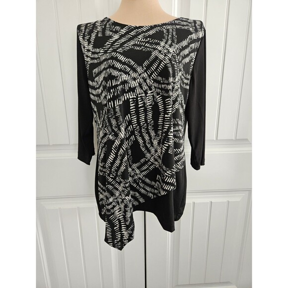 Travelers By Chicos Black And White Top Size 2 (12 Medium) - Picture 1 of 5